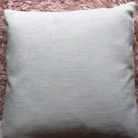 C & C CALIFORNIA HOME SNOWMAN WITHE PILLOW WITH PEARLS - Picture 3 of 7